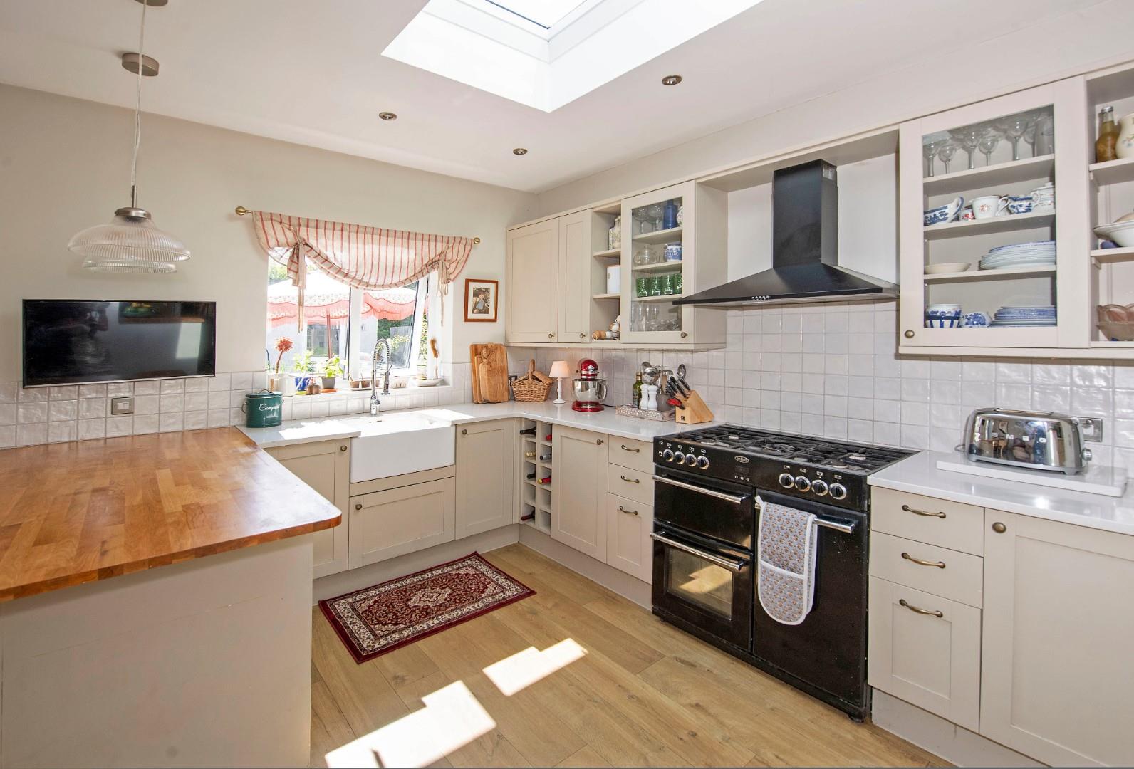 Caswell Bay Road, Bishopston, Swansea